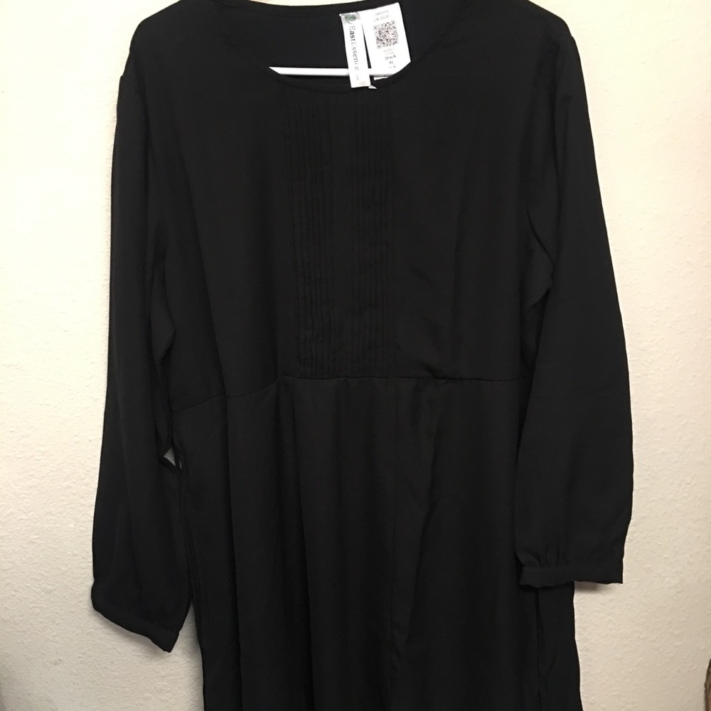 East essence women’s dress - New - Black